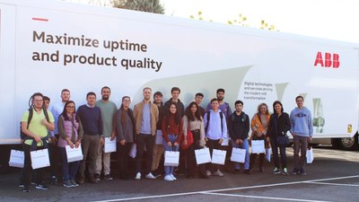 Students in Paper and Graphic Technology from ESEIAAT-UPC visit the “ABB Pulp & Paper Tour” truck